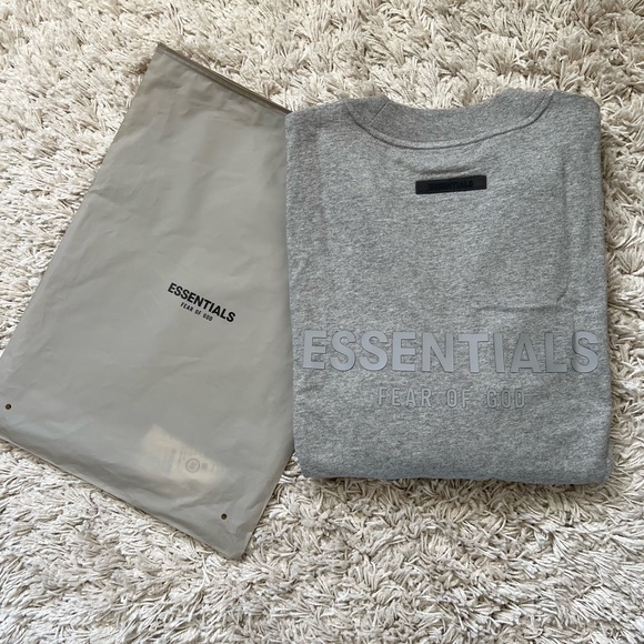 Fear of God Essentials Long Sleeve T-Shirt Dark Heather Oatmeal size Medium - Picture 8 of 8